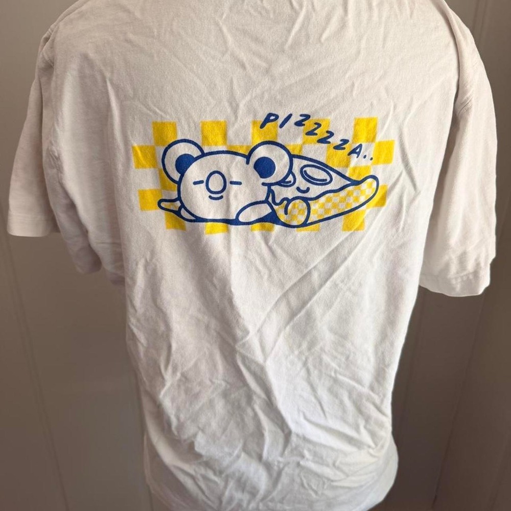 BT21 Koya Graphic T-Shirt Medium